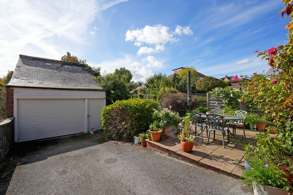 Cairns Road Crosspool